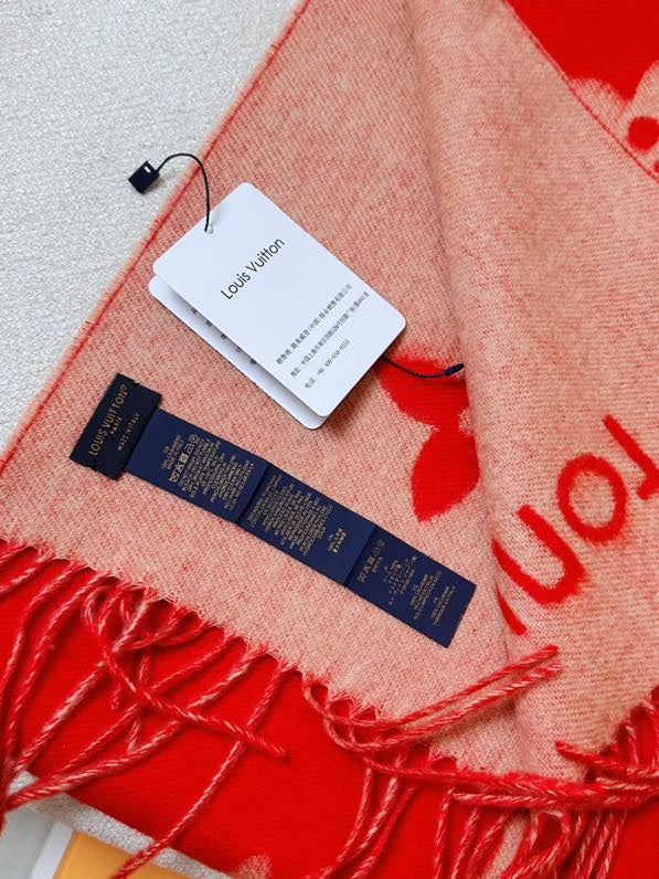 China Replica Gucci Scarf 42usd Only