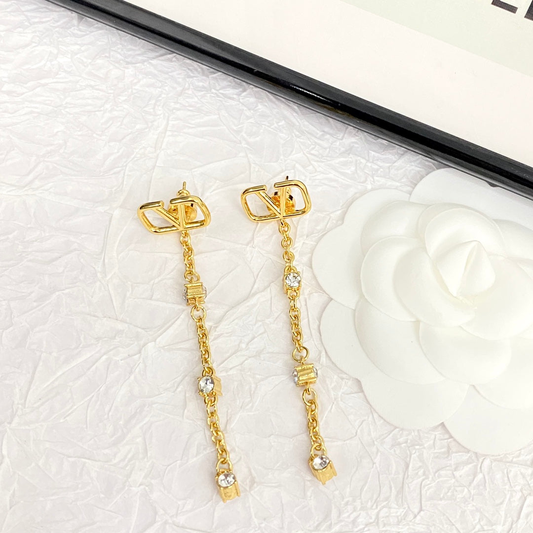China Replica Valentino Earrings 30usd Only