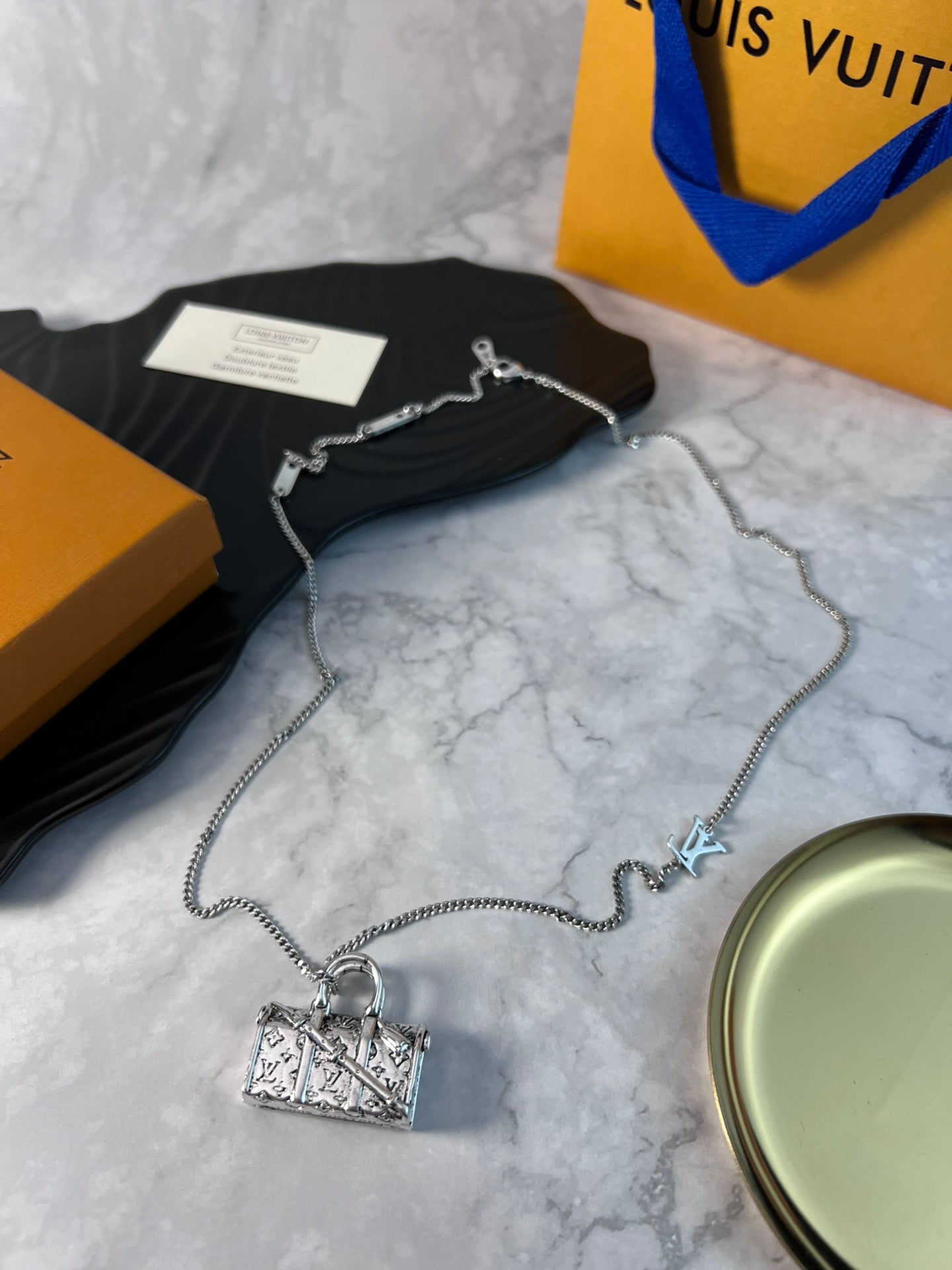 China Replica LV Necklaces 45usd Only