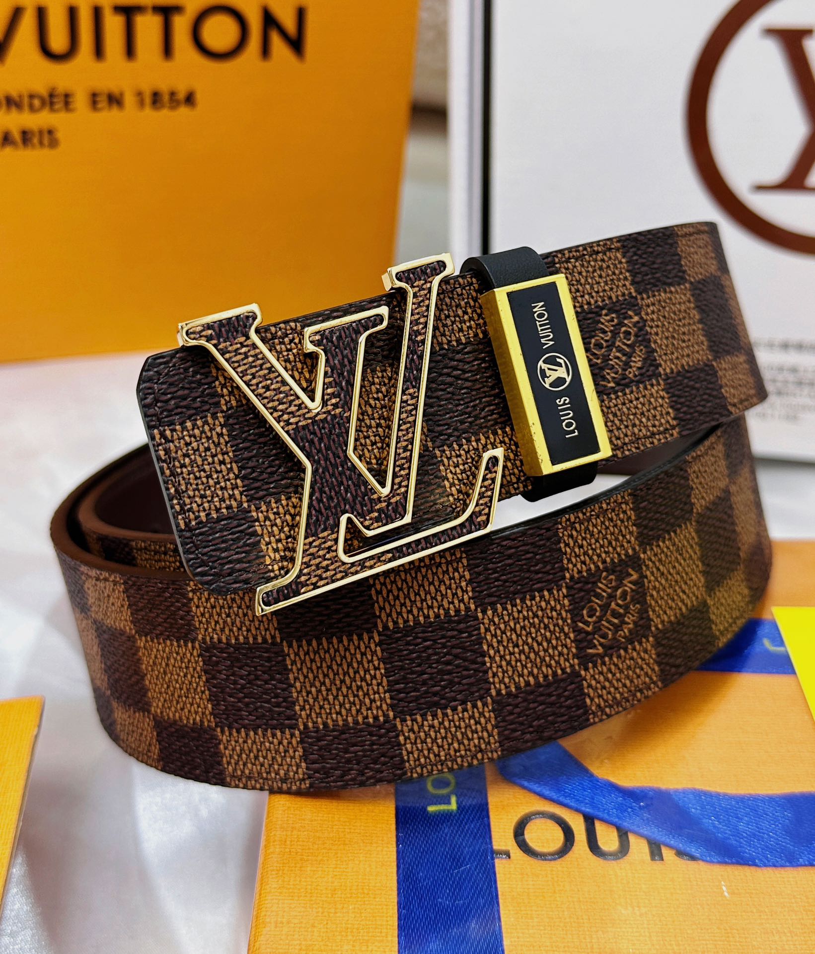 China Replica LV Belts 49usd Only