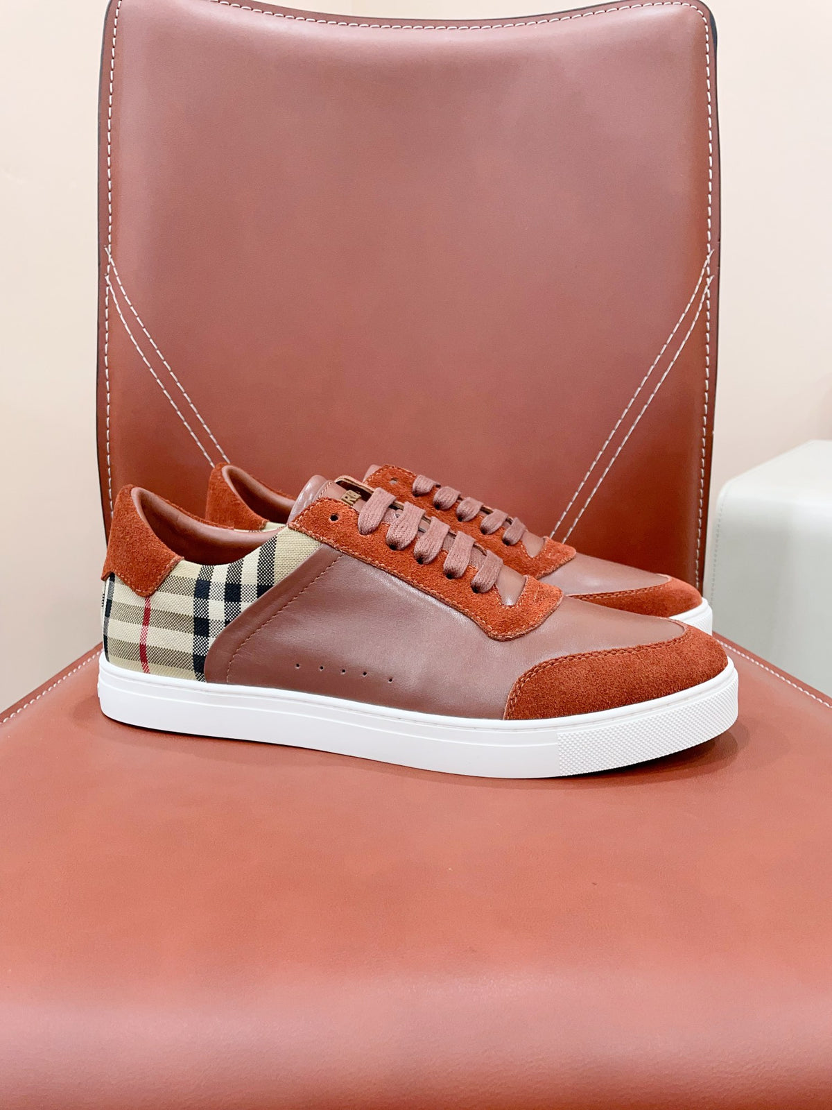 China Replica Burberry Women Shoes 98usd Only