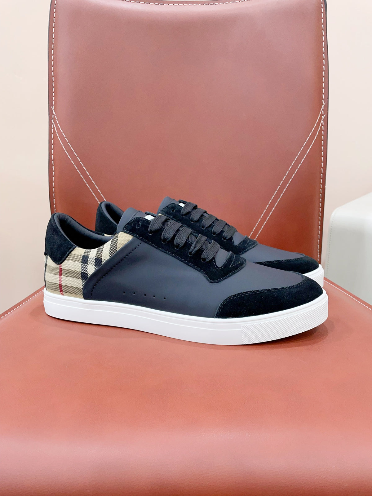 China Replica Burberry Women Shoes 98usd Only