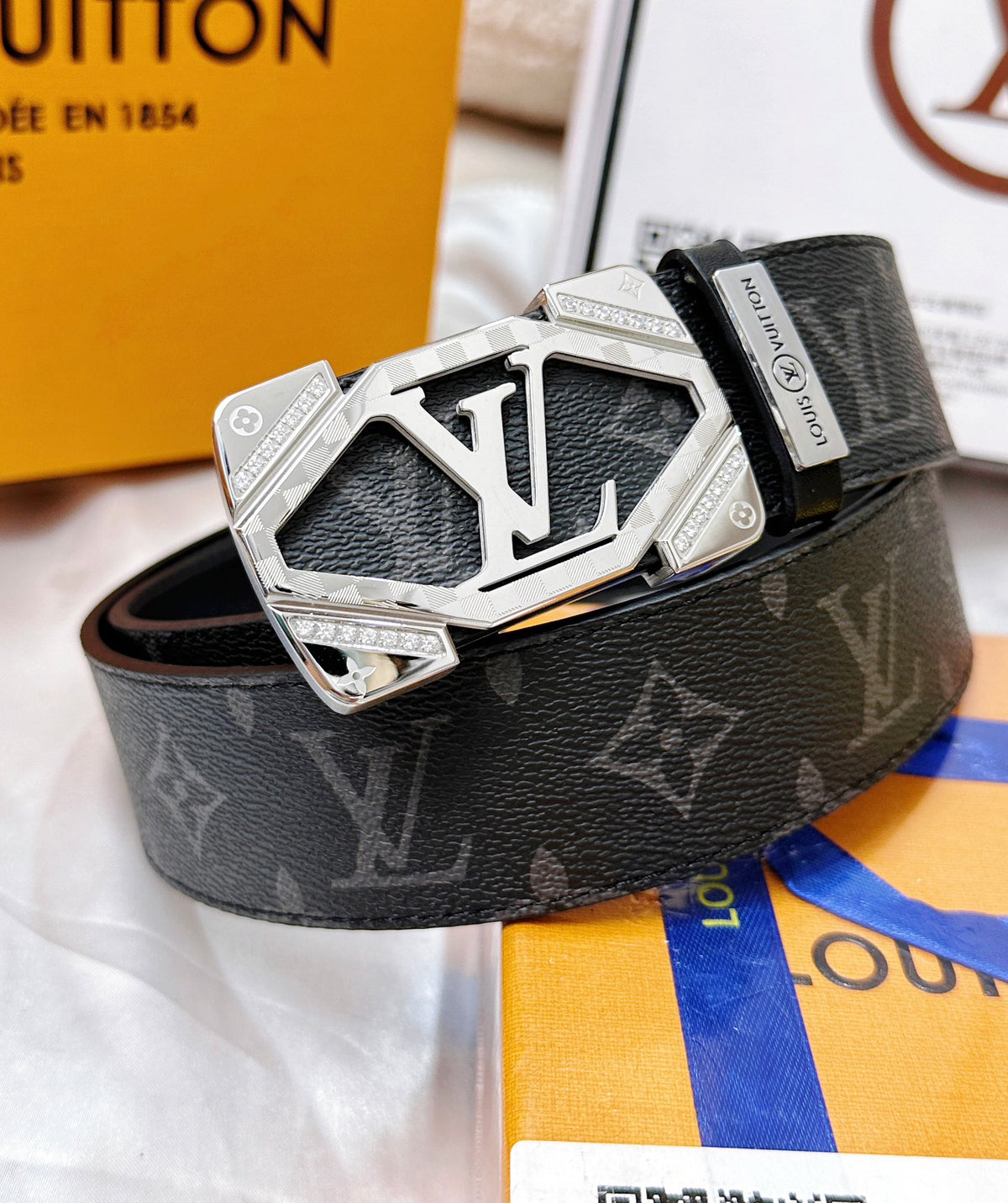 China Replica LV Belts 63usd Only