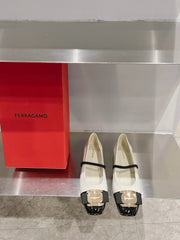 China Replica Ferragamo Women Shoes 102usd Only
