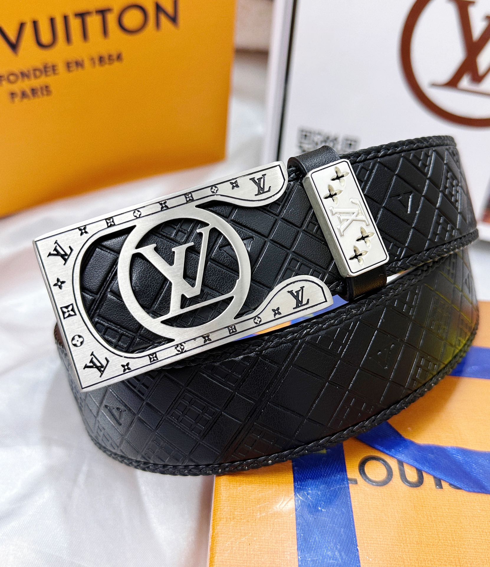 China Replica LV Belts 52usd Only
