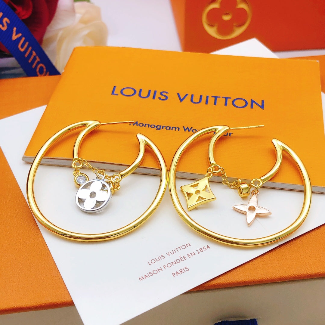 China Replica LV Earrings 30usd Only