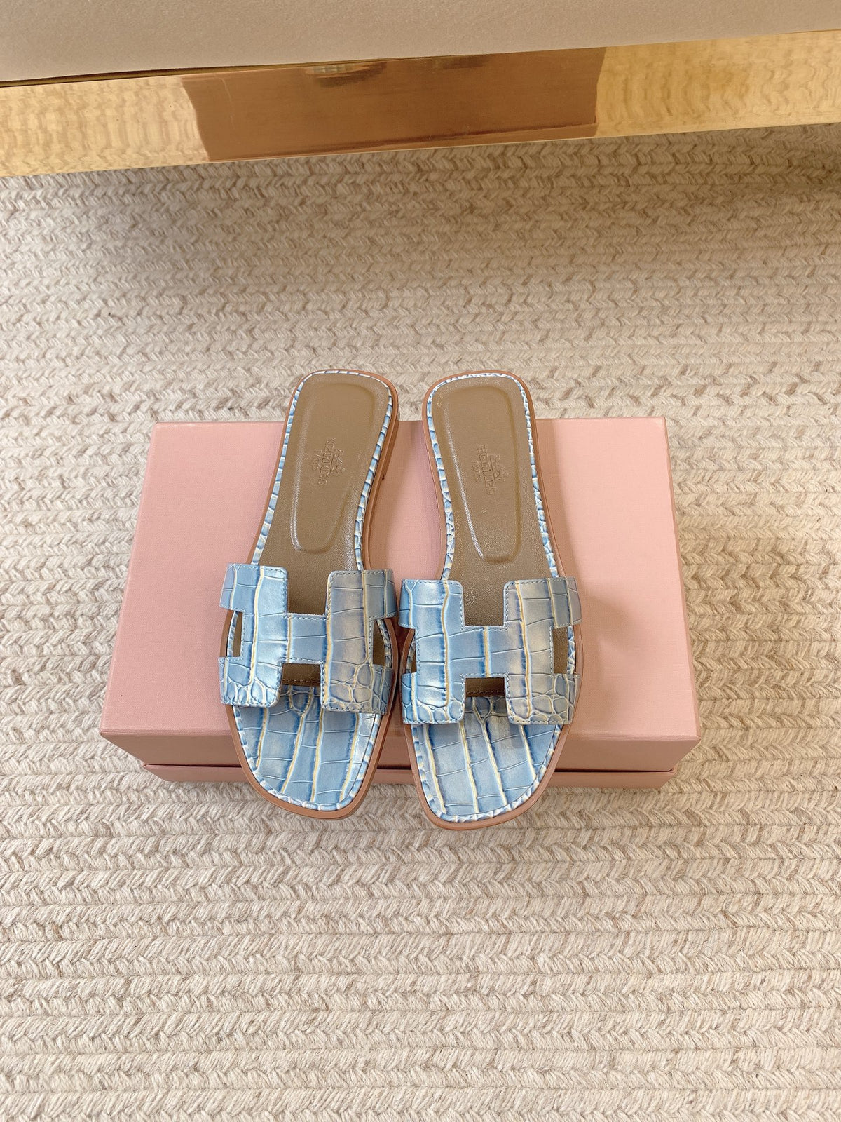 China Replica Hermes Women Shoes 105usd Only