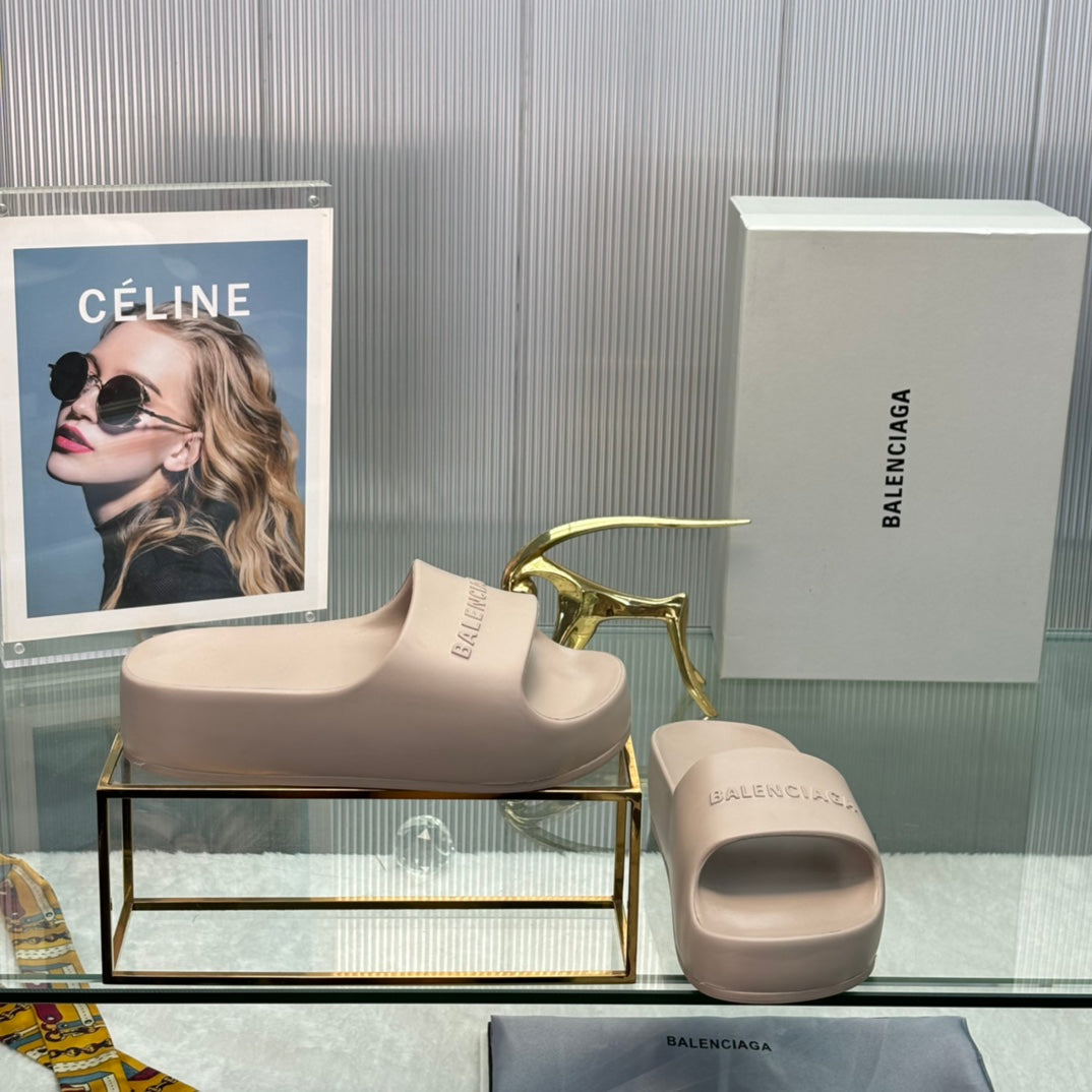 China Replica Balenciaga Women Shoes 56usd Only