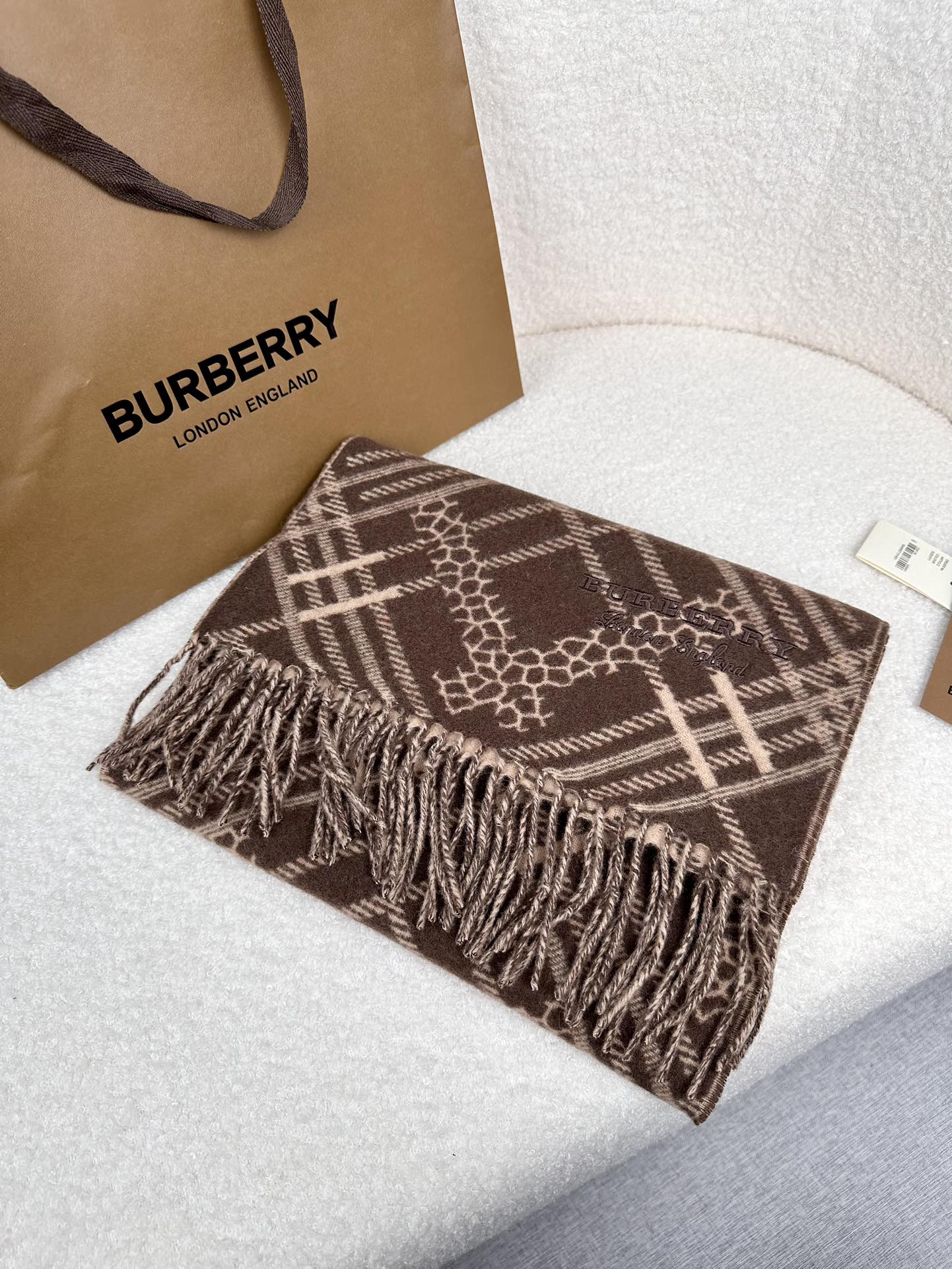 China Replica Gucci Scarf 46usd Only