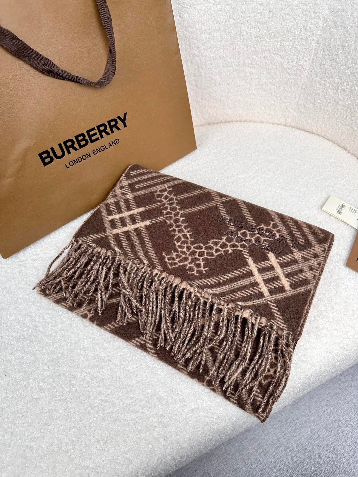 China Replica Gucci Scarf 46usd Only