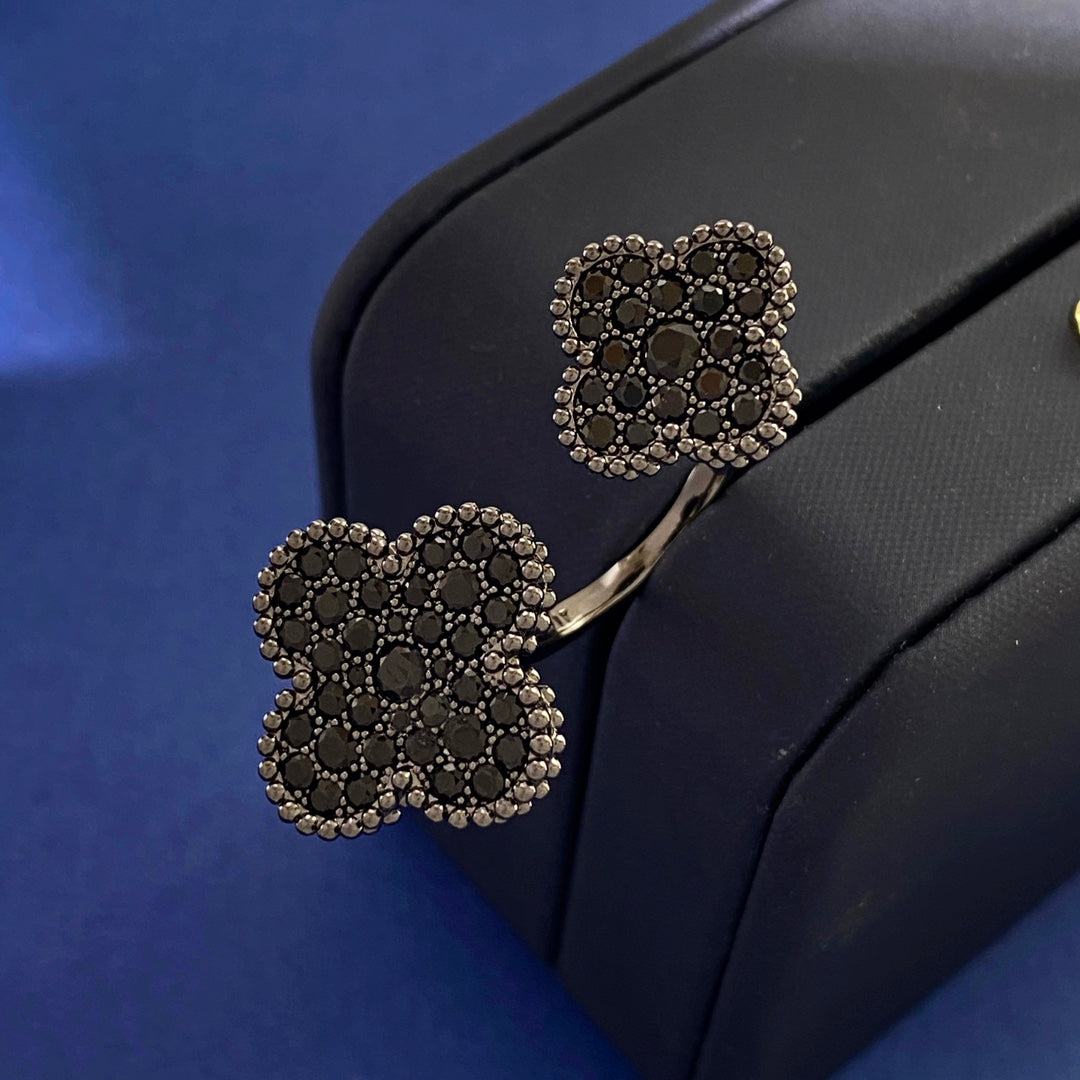 China Replica Van Cleef Arpels Rings 22usd Only
