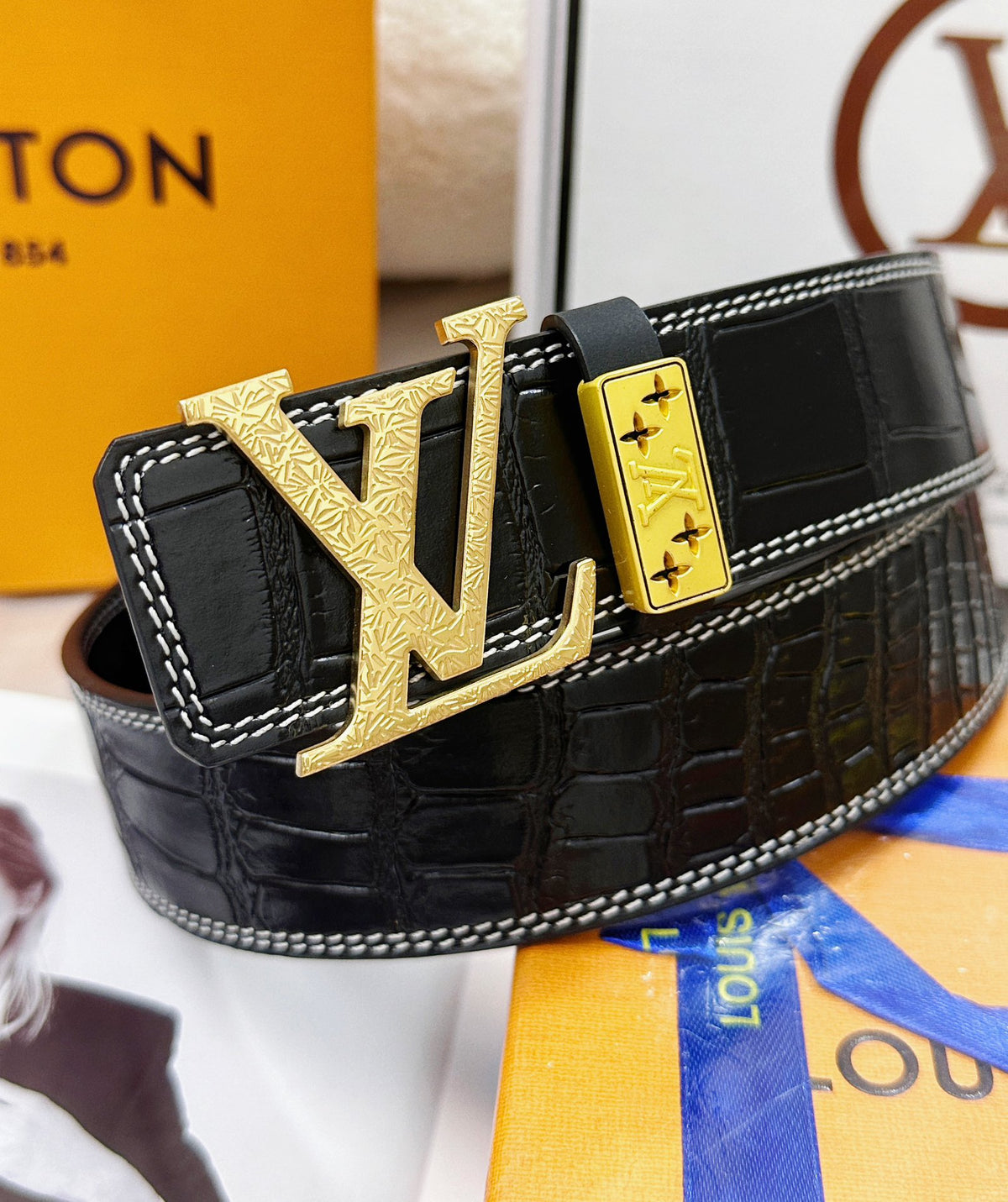 China Replica LV Belts 56usd Only