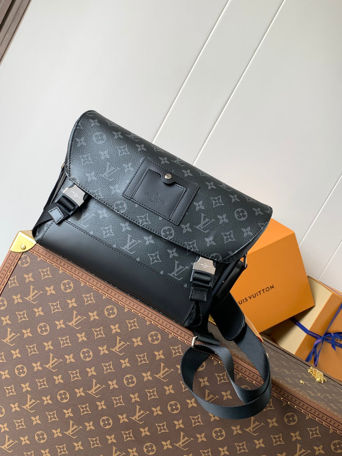 China Replica LV Handbags 147usd Only