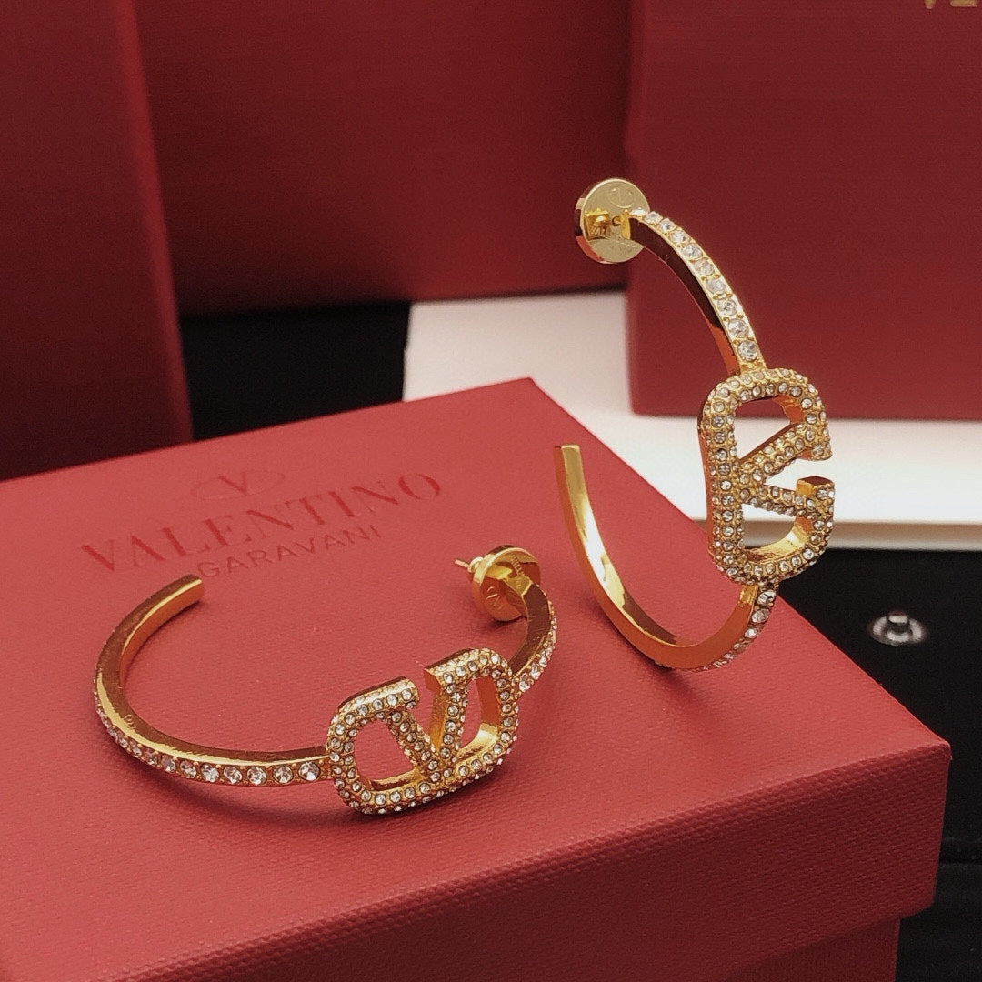 China Replica Valentino Earrings 32usd Only