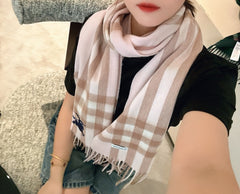 China Replica Burberry Scarf 40usd Only