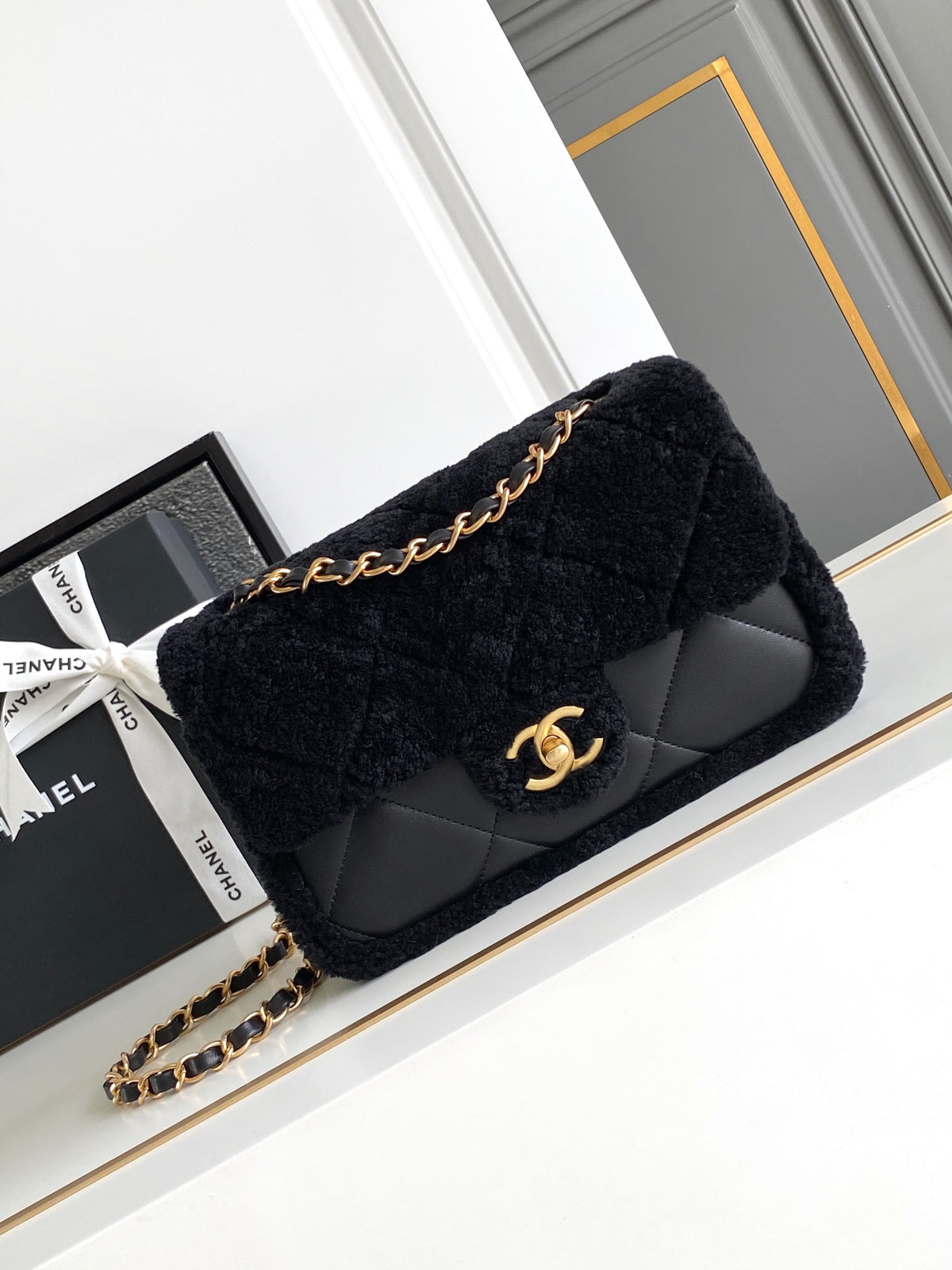 China Replica Chanel Handbags 273usd Only
