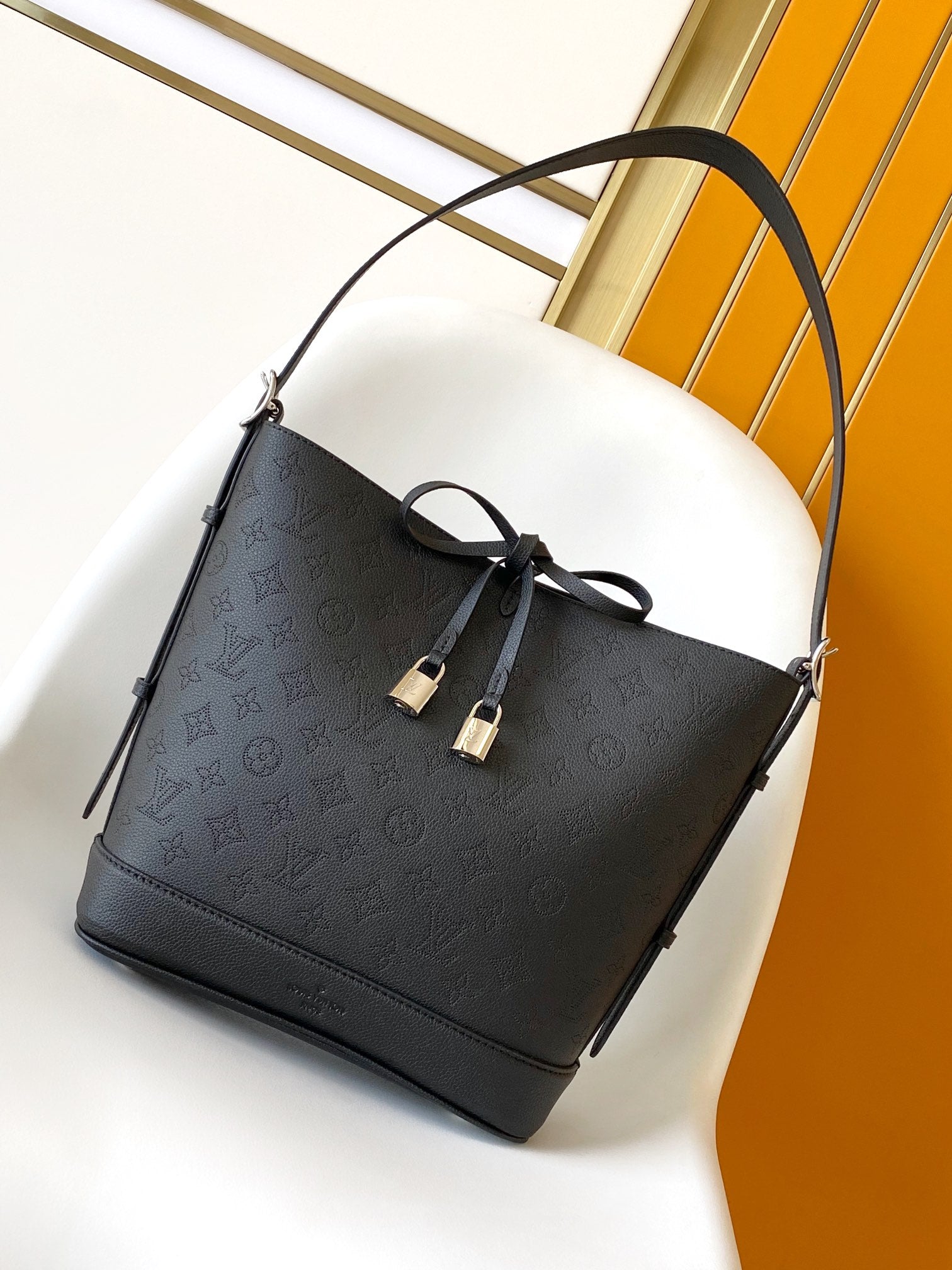 China Replica LV Handbags 168usd Only