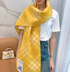 China Replica Burberry Scarf 48usd Only