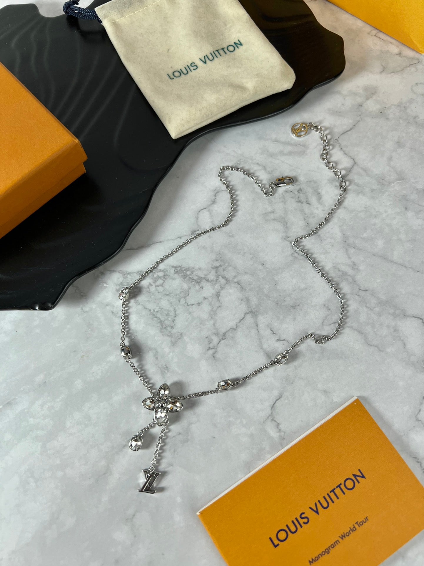 China Replica LV Necklaces 45usd Only