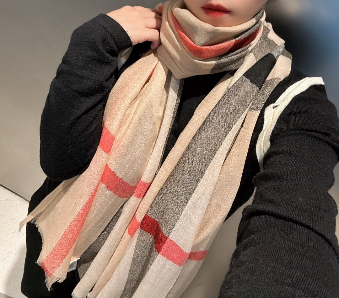China Replica Burberry Scarf 60usd Only