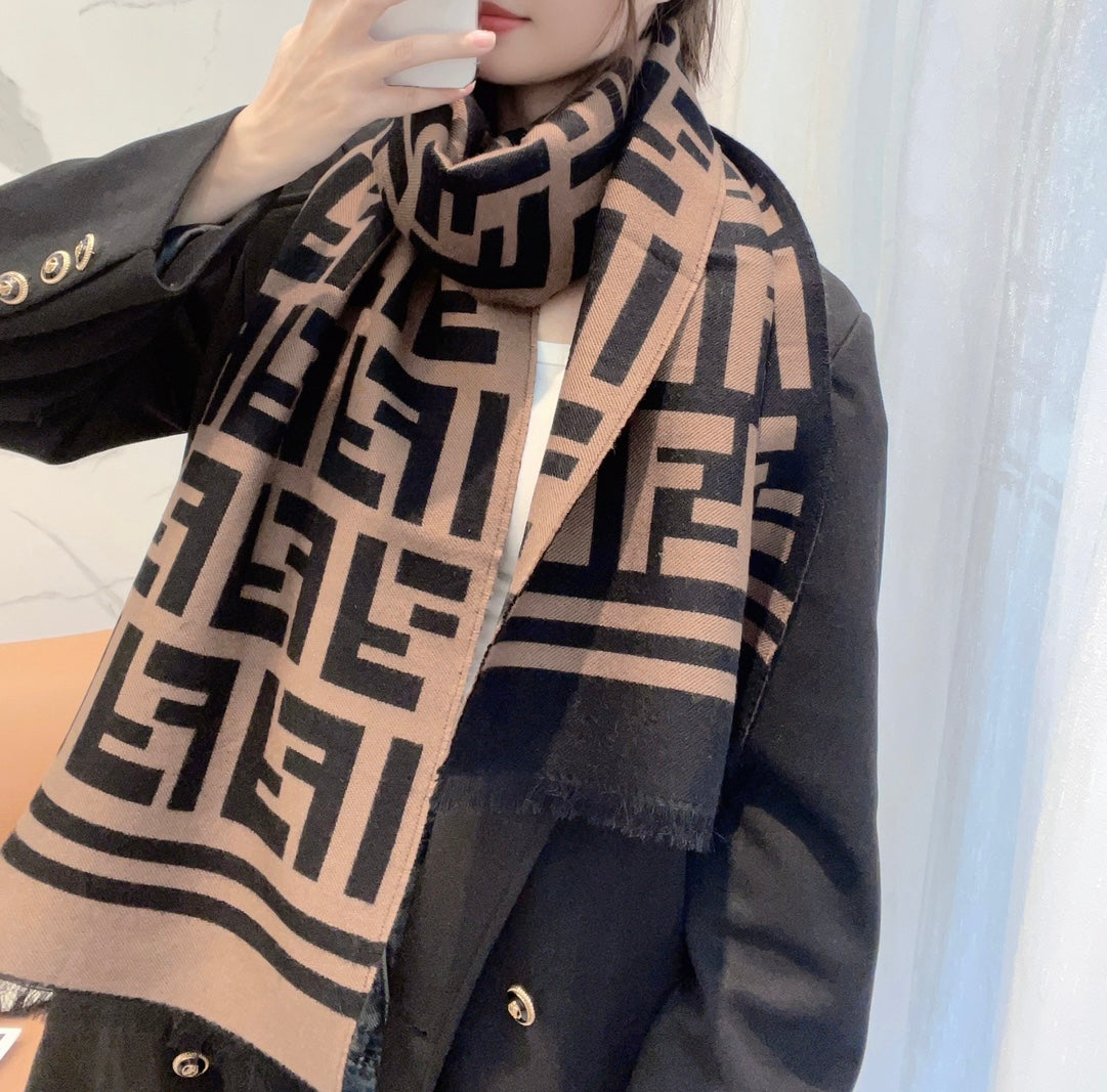 China Replica Fendi Scarf 58usd Only