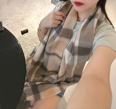 China Replica Burberry Scarf 44usd Only