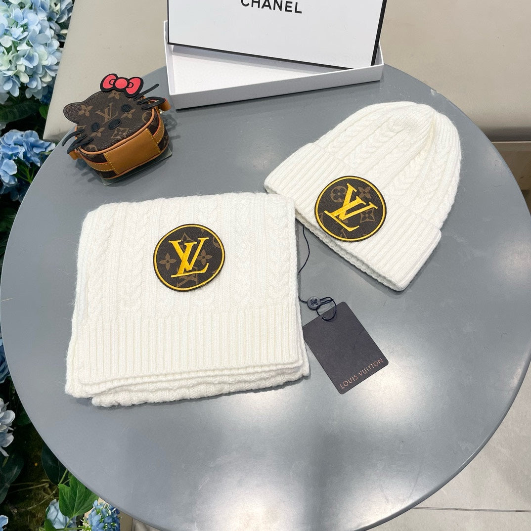 China Replica LV Scarf 54usd Only