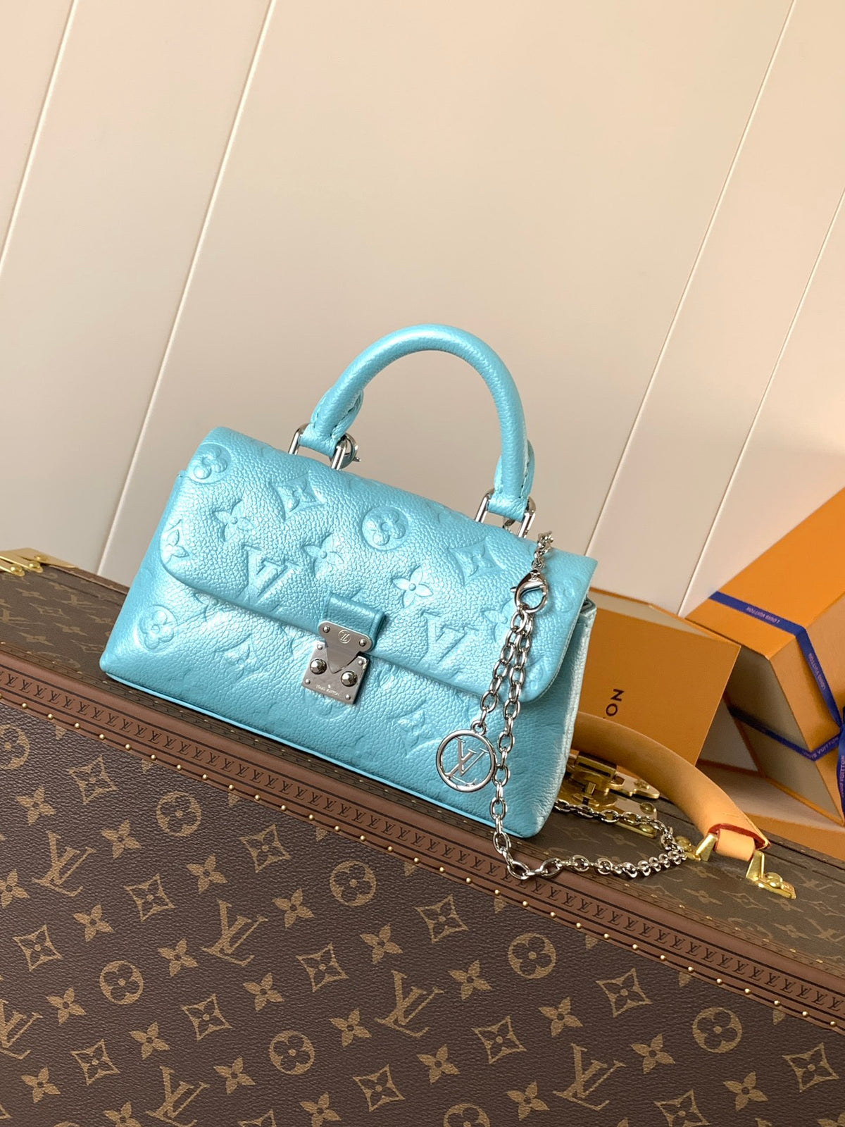 China Replica LV Handbags 129usd Only
