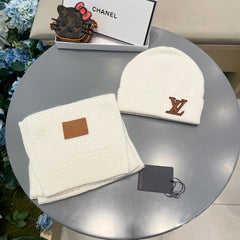 China Replica LV Scarf 54usd Only