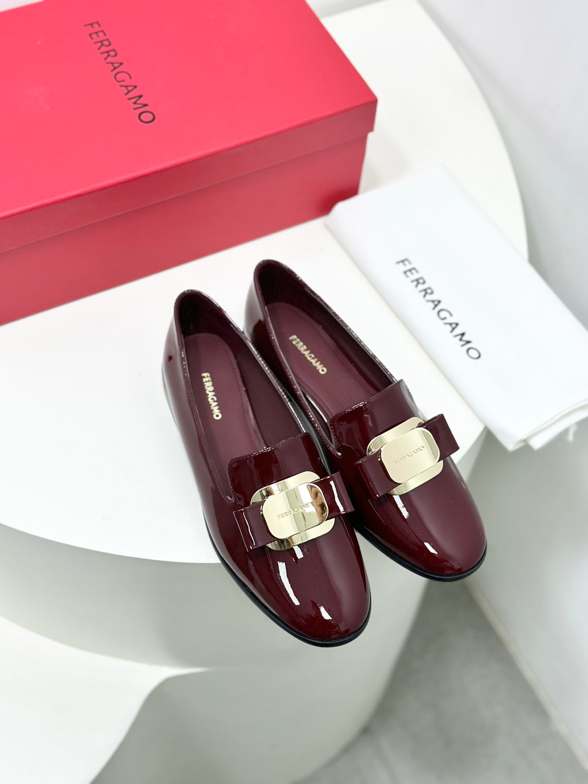 China Replica Ferragamo Women Shoes 119usd Only