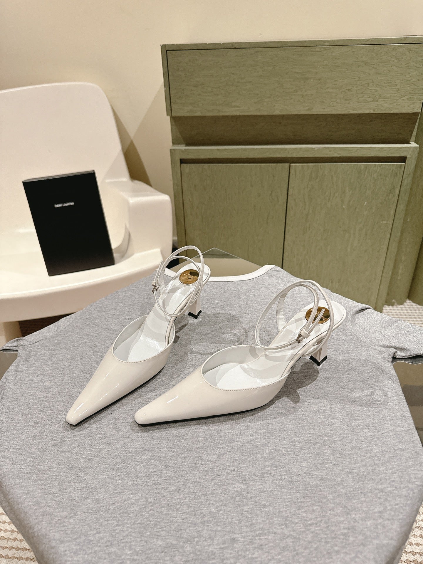 China Replica YSL Women Shoes 98usd Only