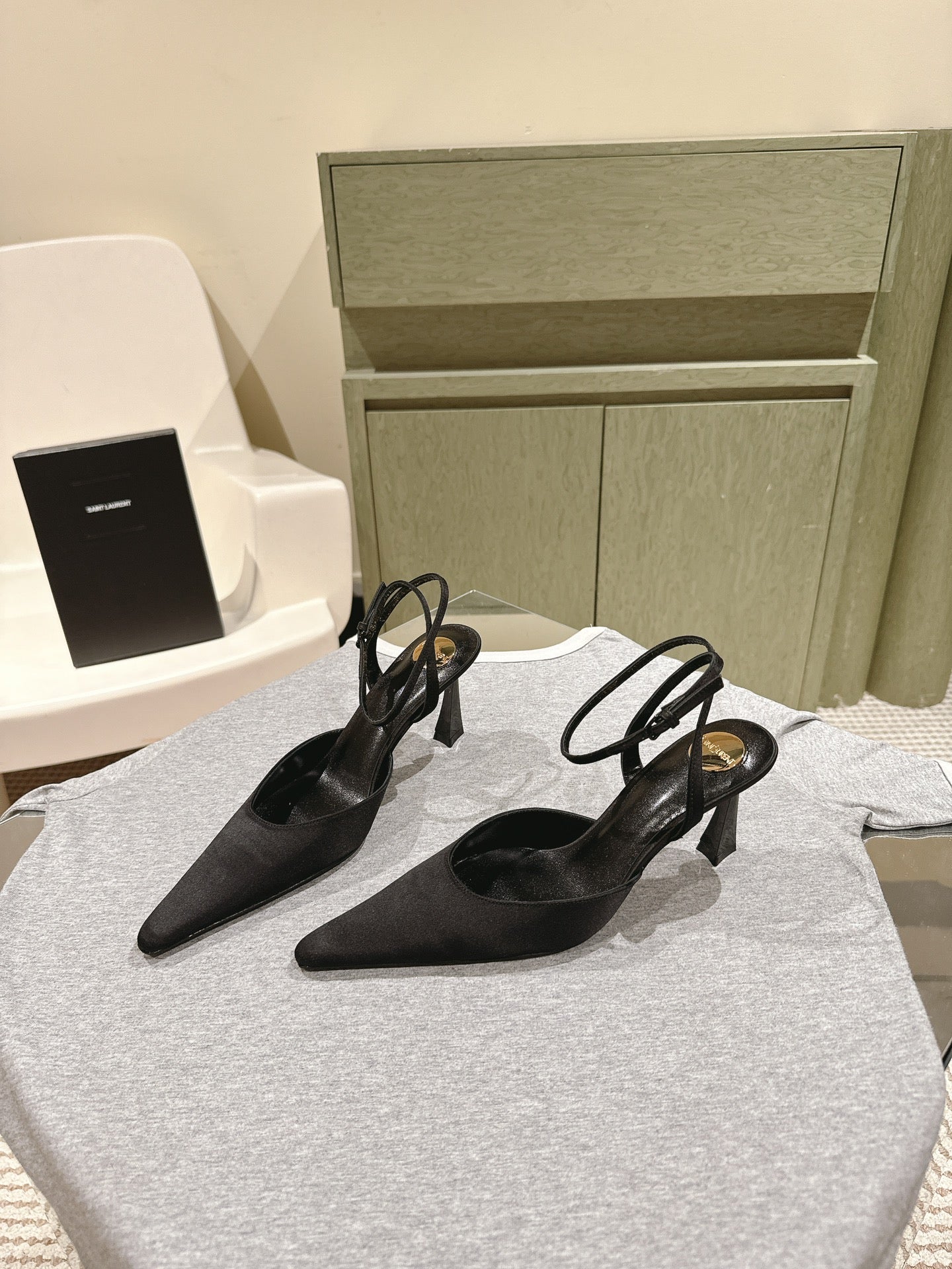 China Replica YSL Women Shoes 98usd Only