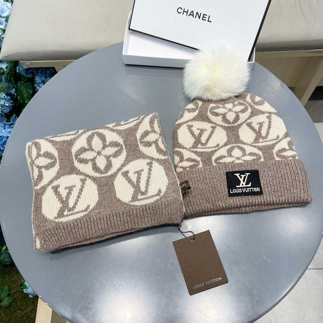 China Replica LV Scarf 64usd Only