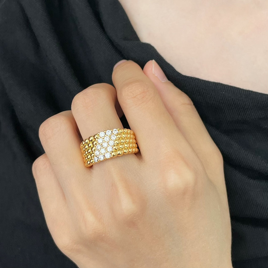 China Replica Van Cleef Arpels Rings 68usd Only