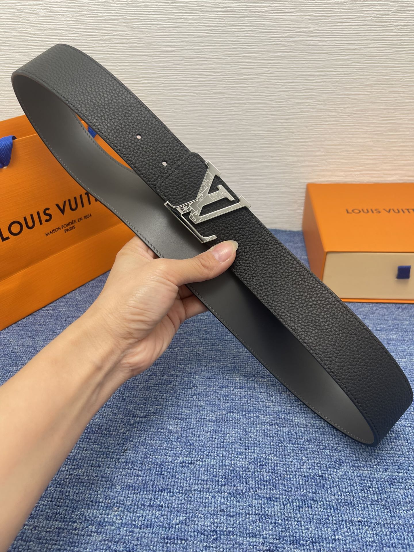 China Replica LV Belts 51usd Only