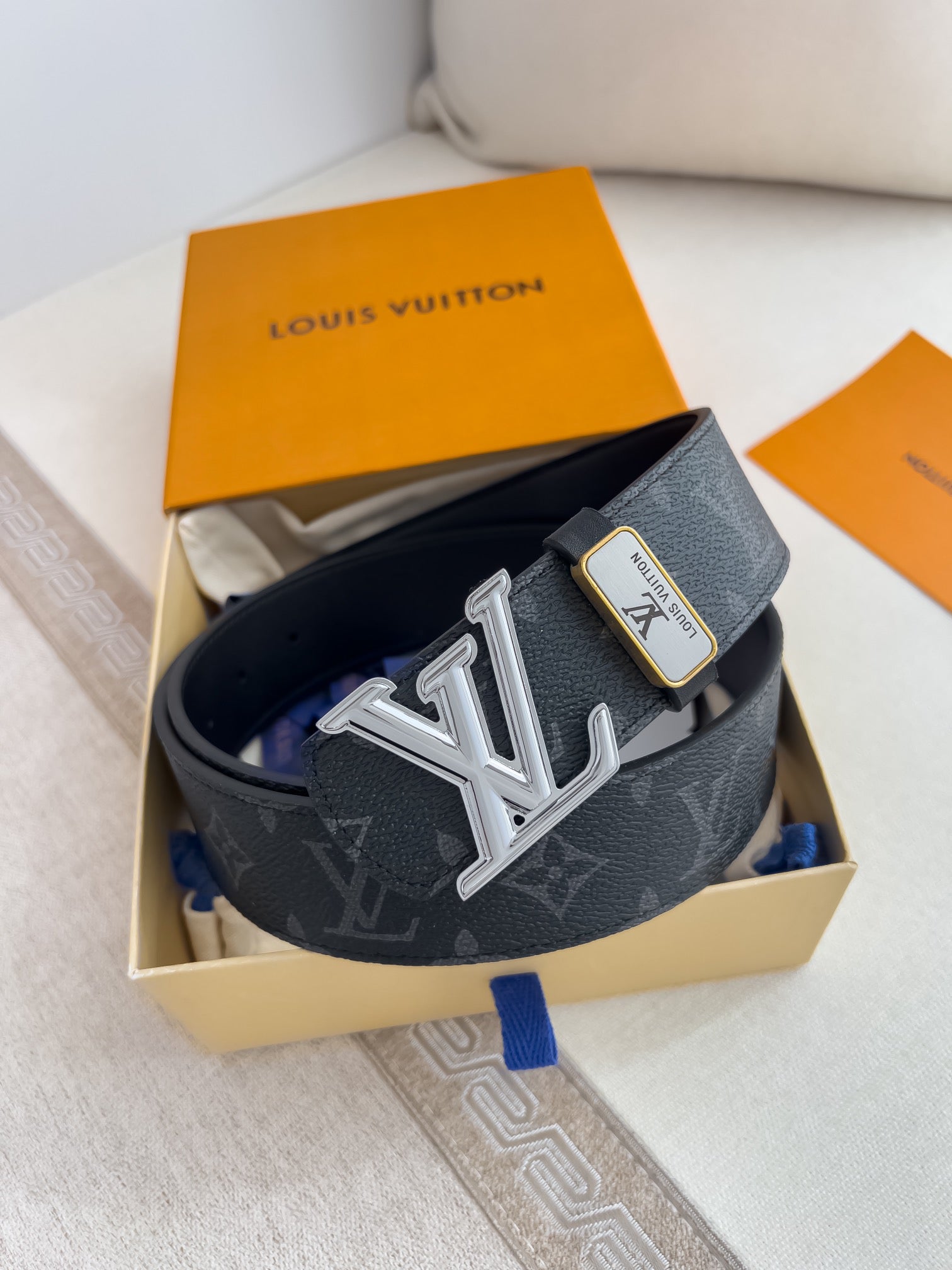 China Replica LV Belts 56usd Only