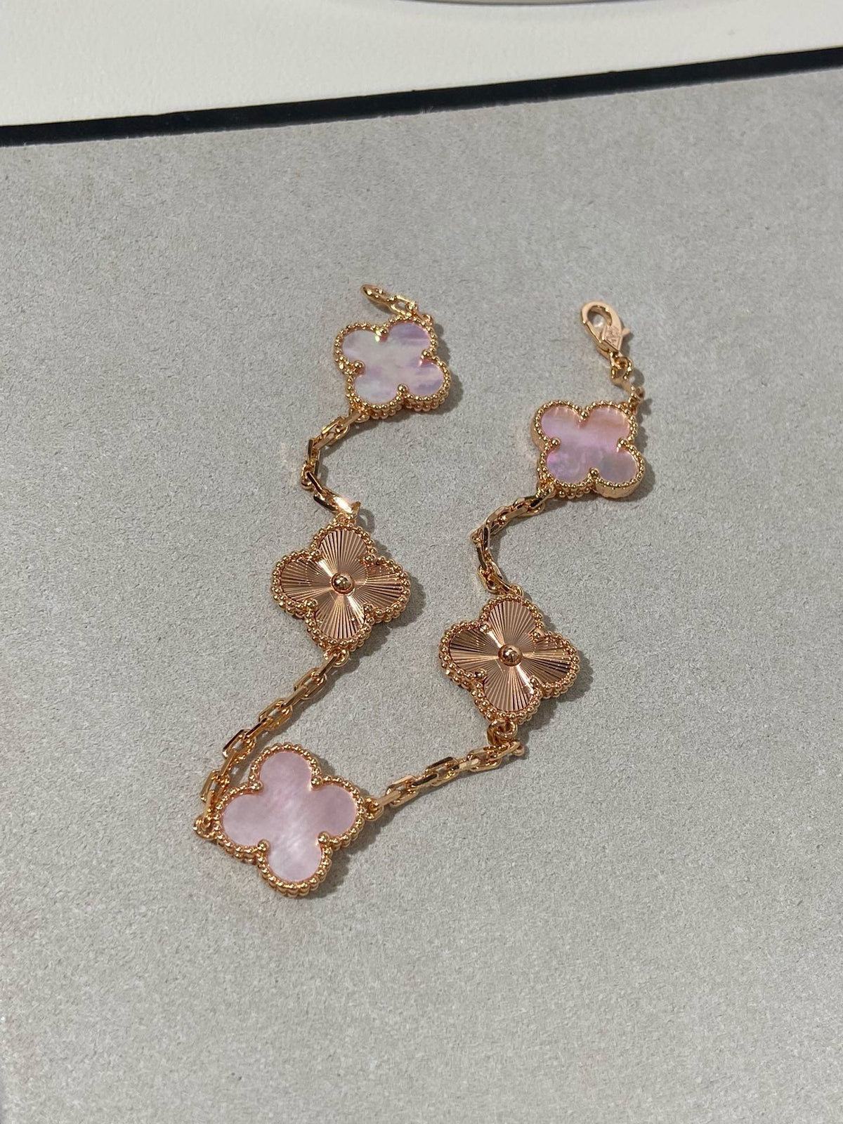 China Replica Van Cleef Arpels Bracelets 38usd Only