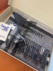 China Replica Burberry Scarf 140usd Only