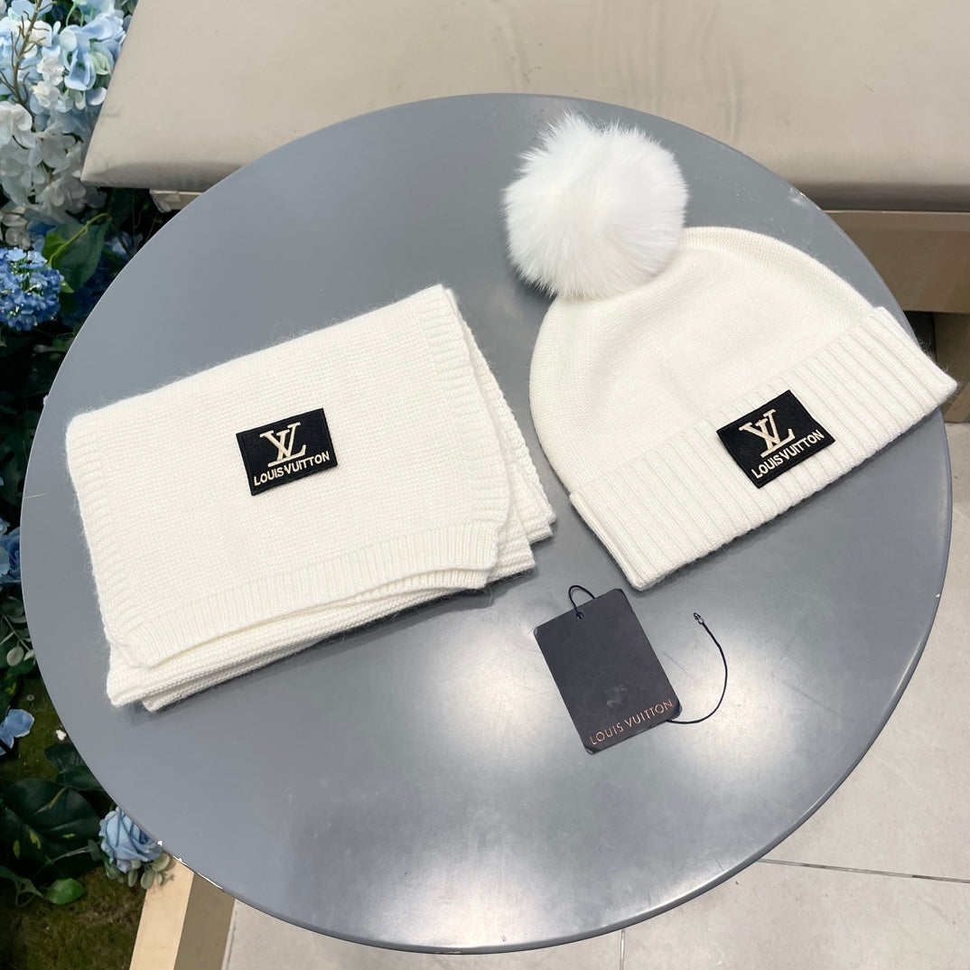 China Replica LV Scarf 58usd Only