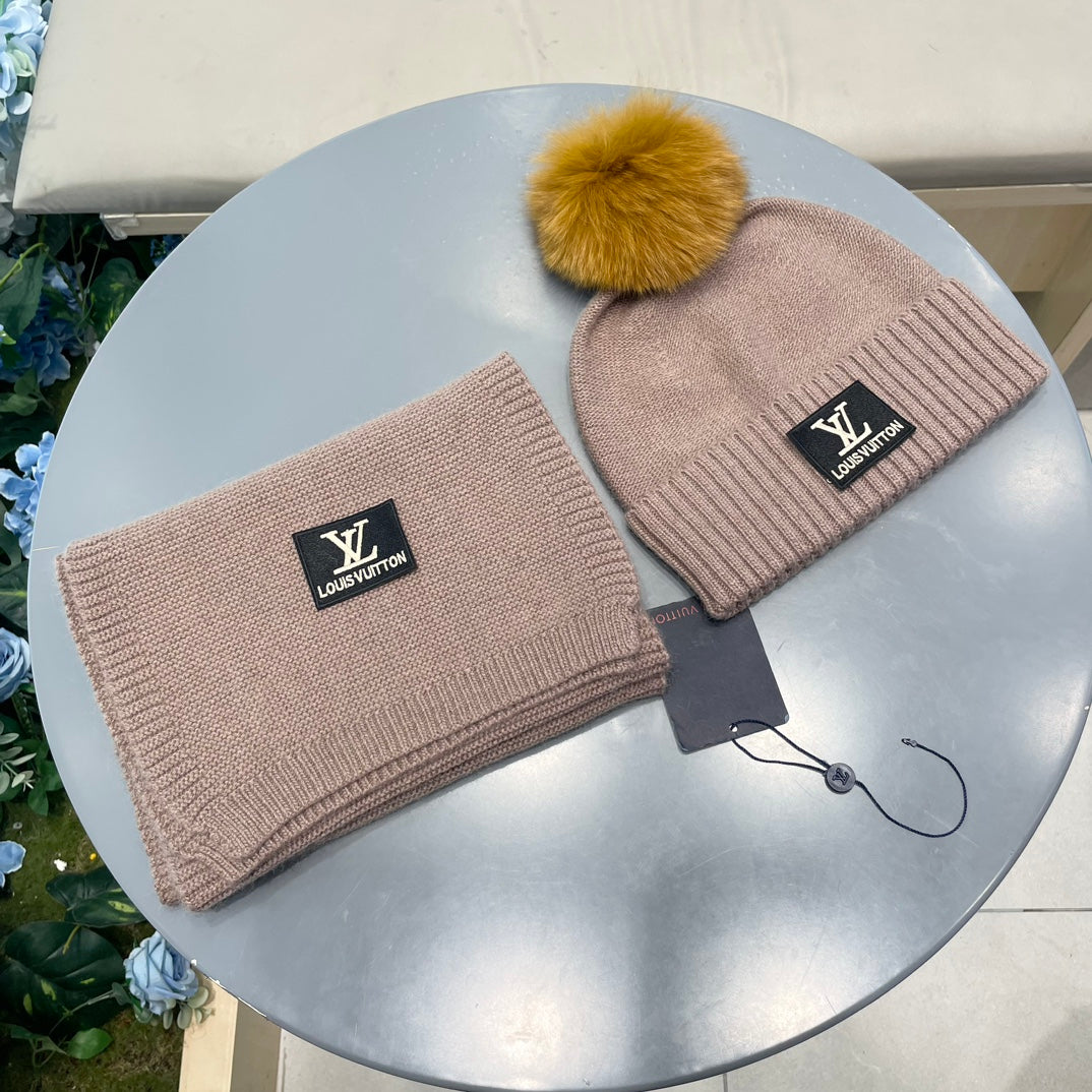 China Replica LV Scarf 58usd Only