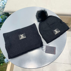 China Replica LV Scarf 58usd Only