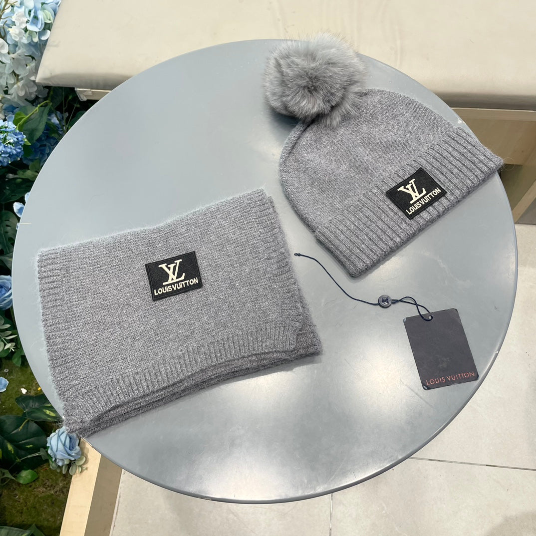 China Replica LV Scarf 58usd Only