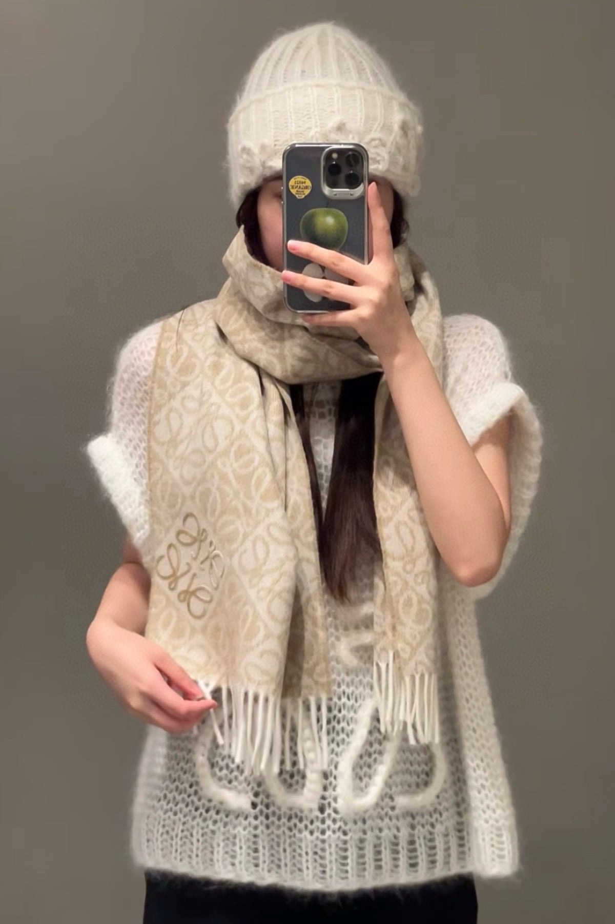China Replica Loewe Scarf 48usd Only