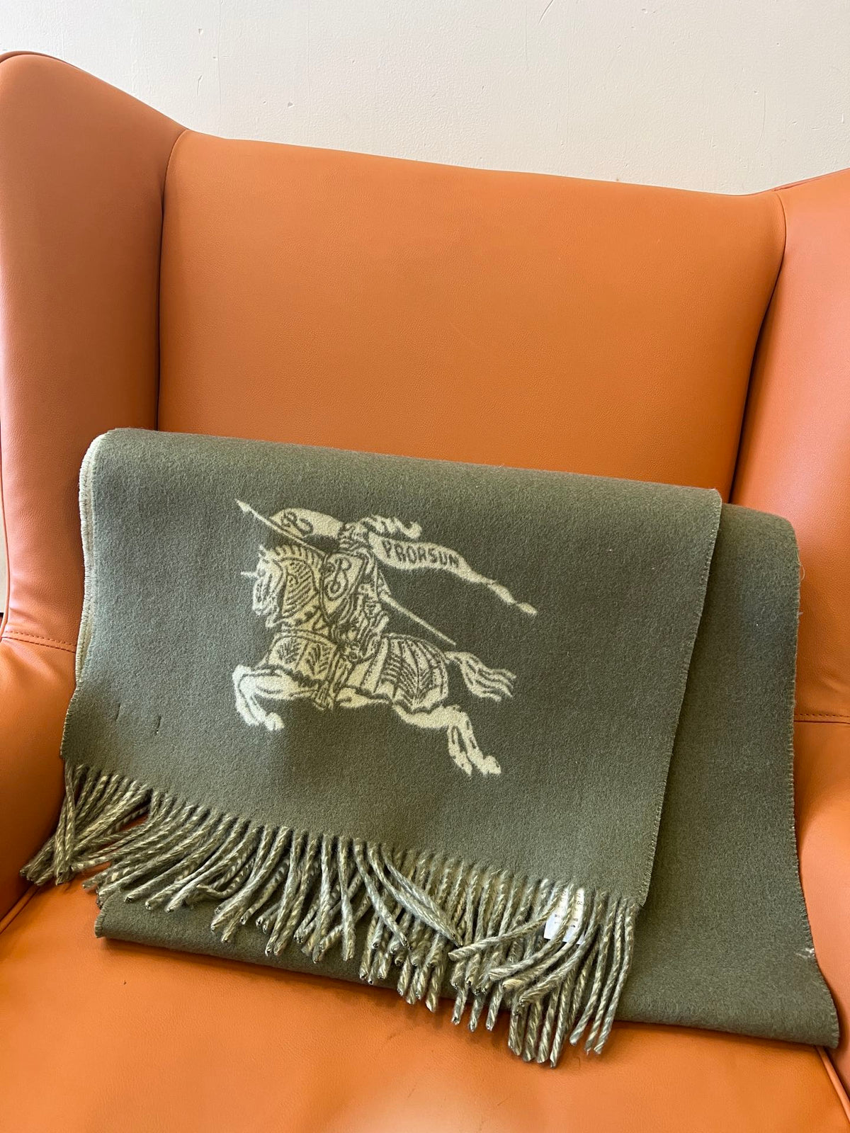 China Replica Burberry Scarf 232usd Only