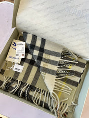 China Replica Burberry Scarf 140usd Only
