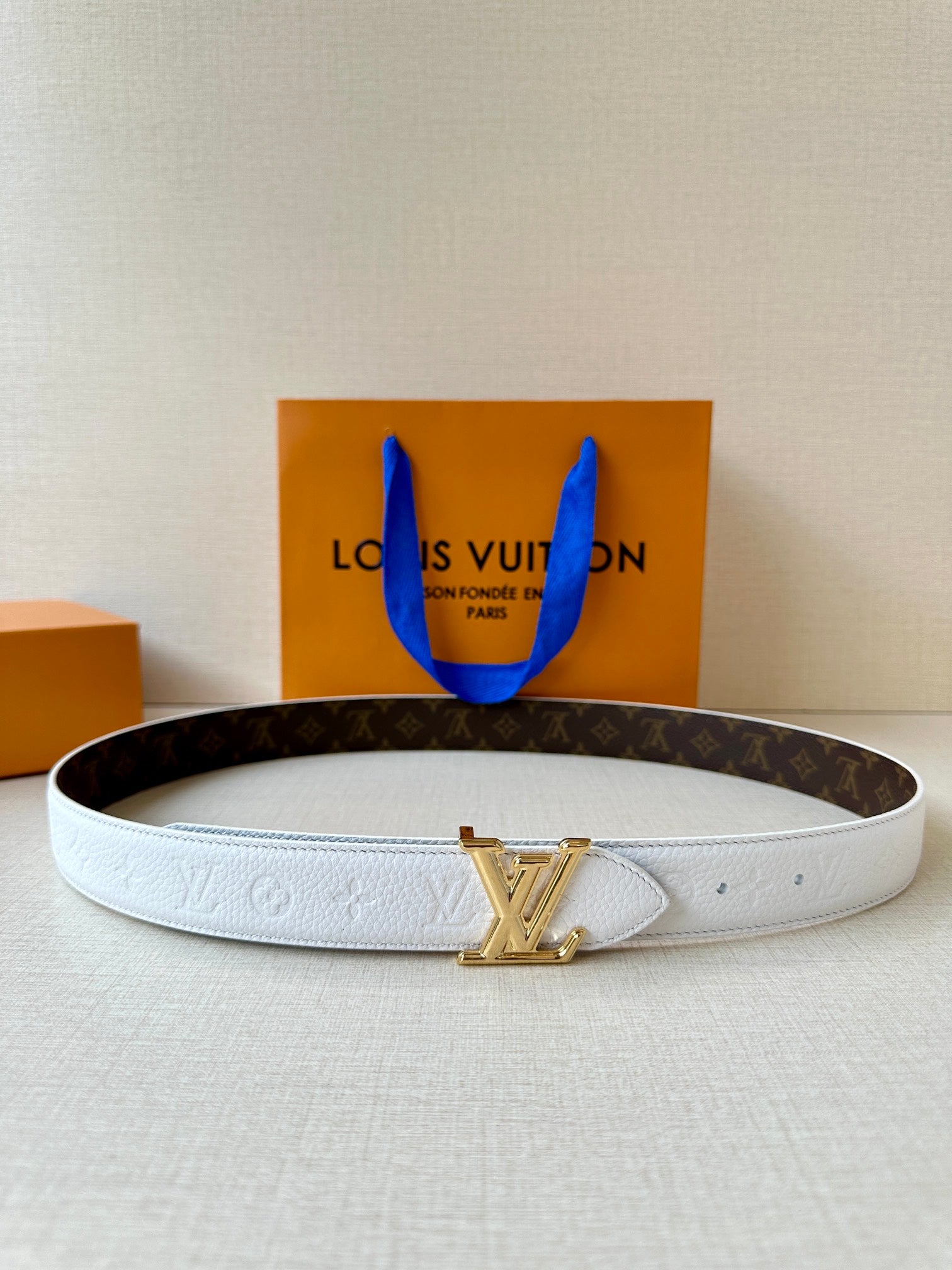 China Replica LV Belts 49usd Only