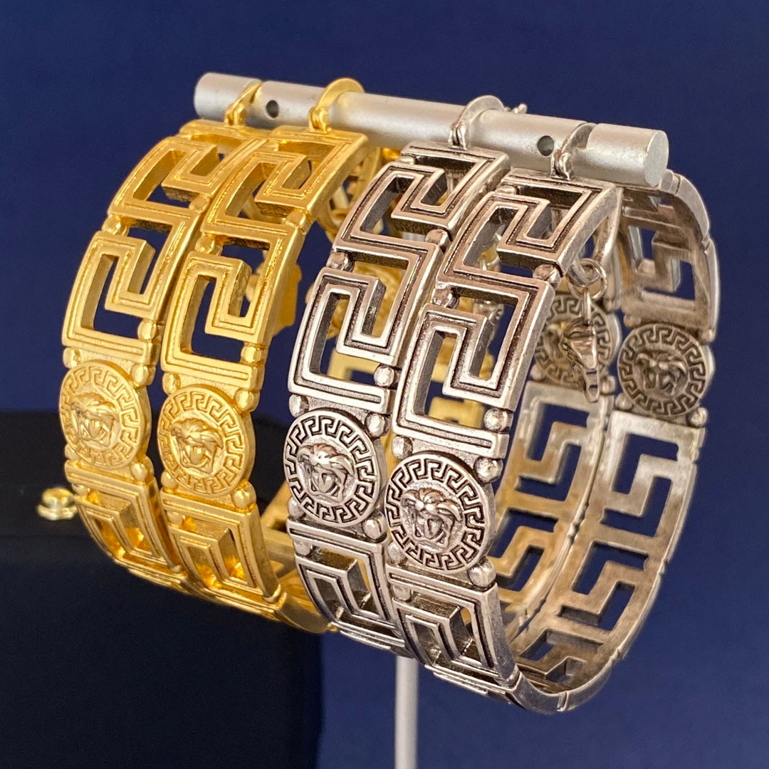 China Replica Versace Earrings 32usd Only