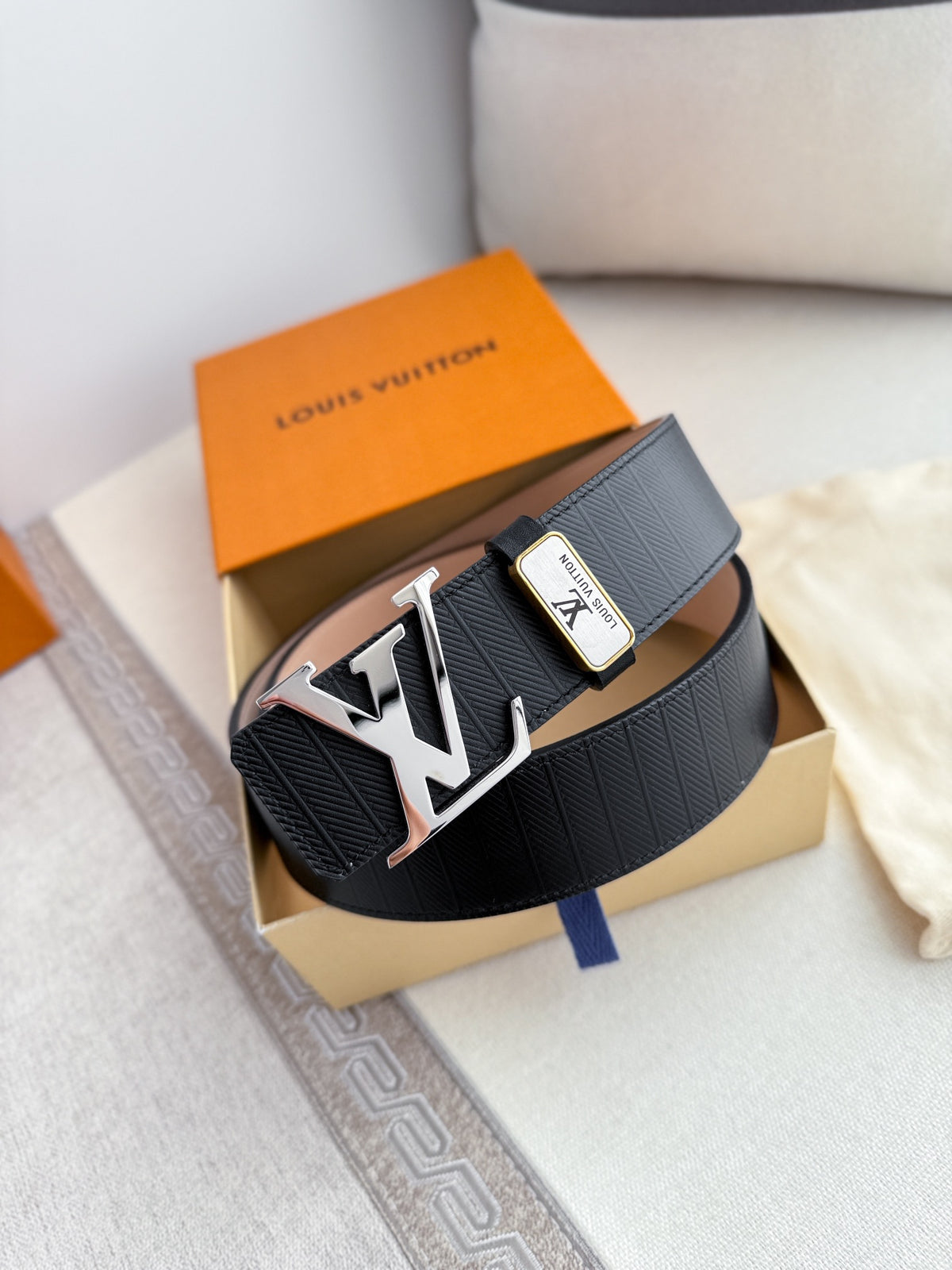 China Replica LV Belts 49usd Only