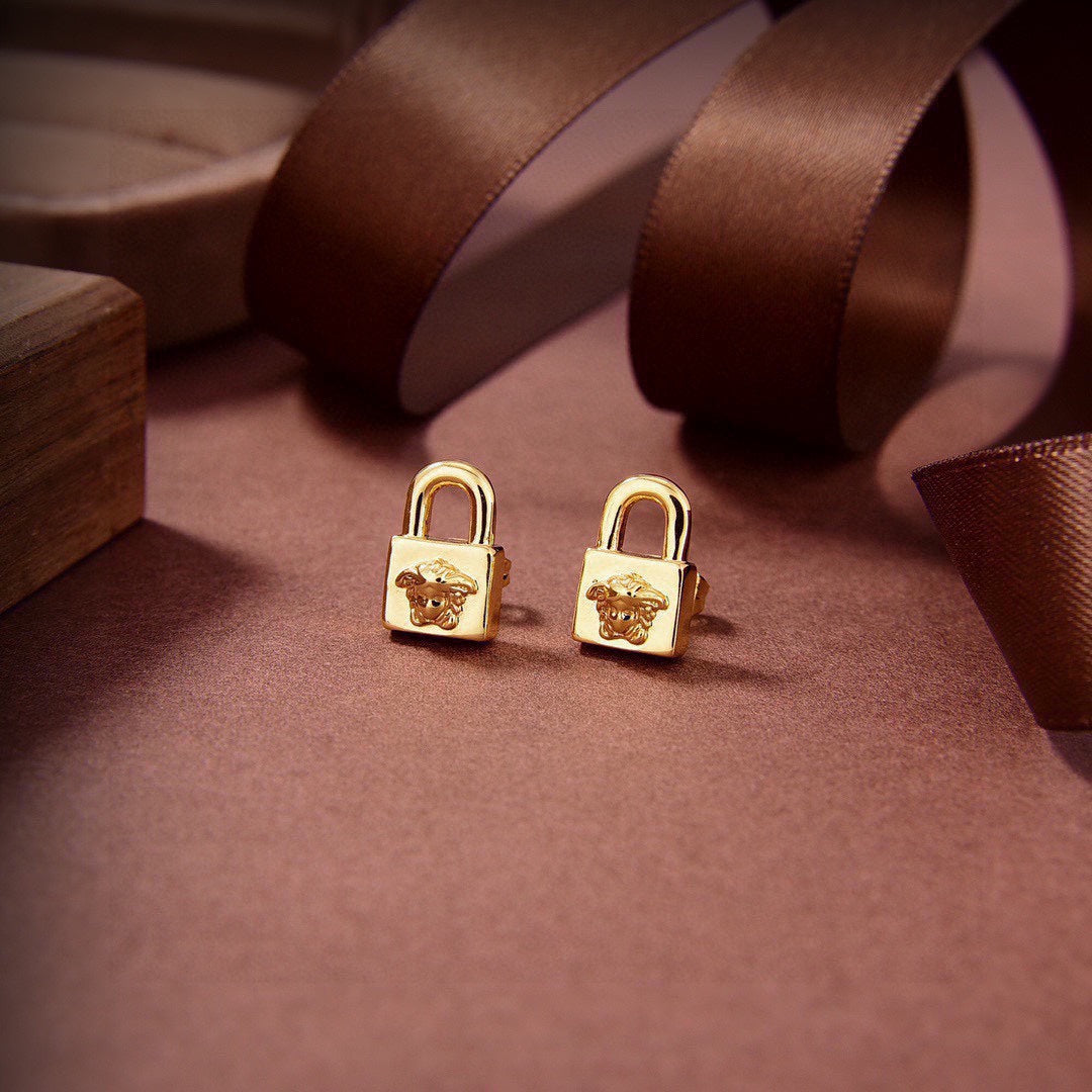 China Replica Versace Earrings 18usd Only