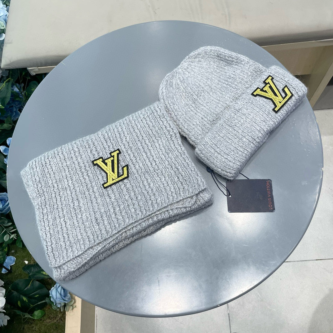 China Replica LV Scarf 58usd Only